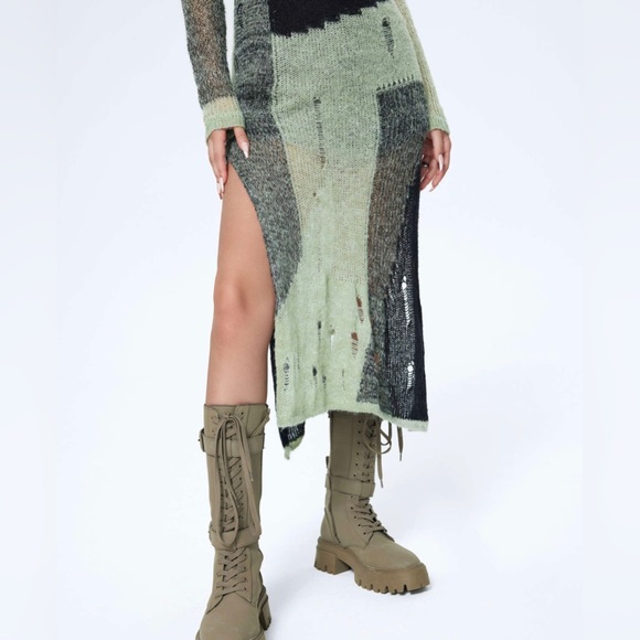 Patchwork Knit Ripped Midi Dress - Picture 4 of 7